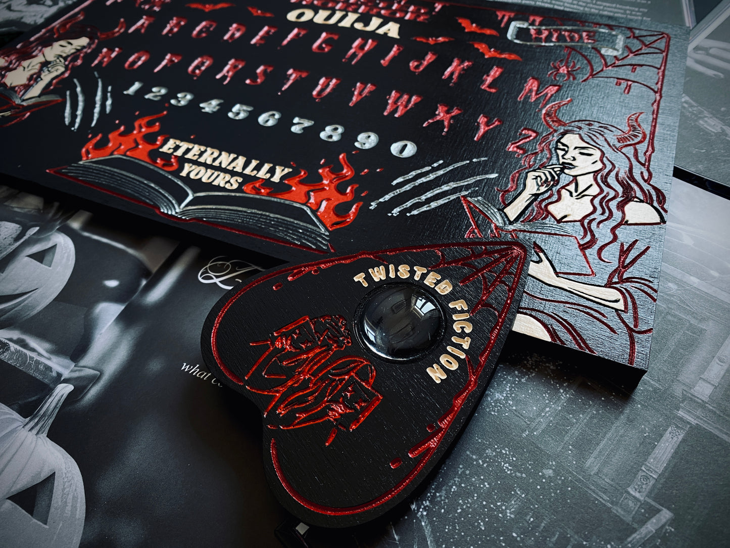 Twisted Horror: Ouija Board